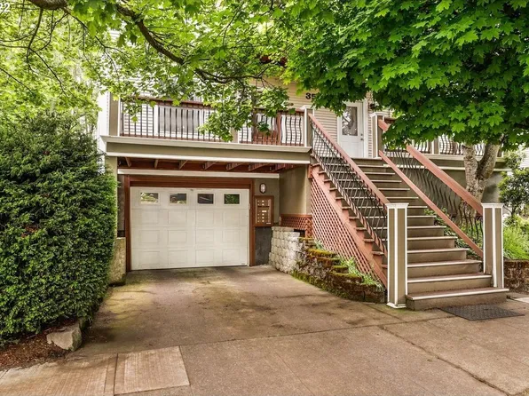 35 NE Tillamook St APT A, Portland, OR 97212