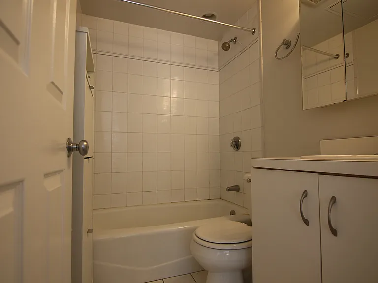 39 Saint Botolph St #3 — Photo 10