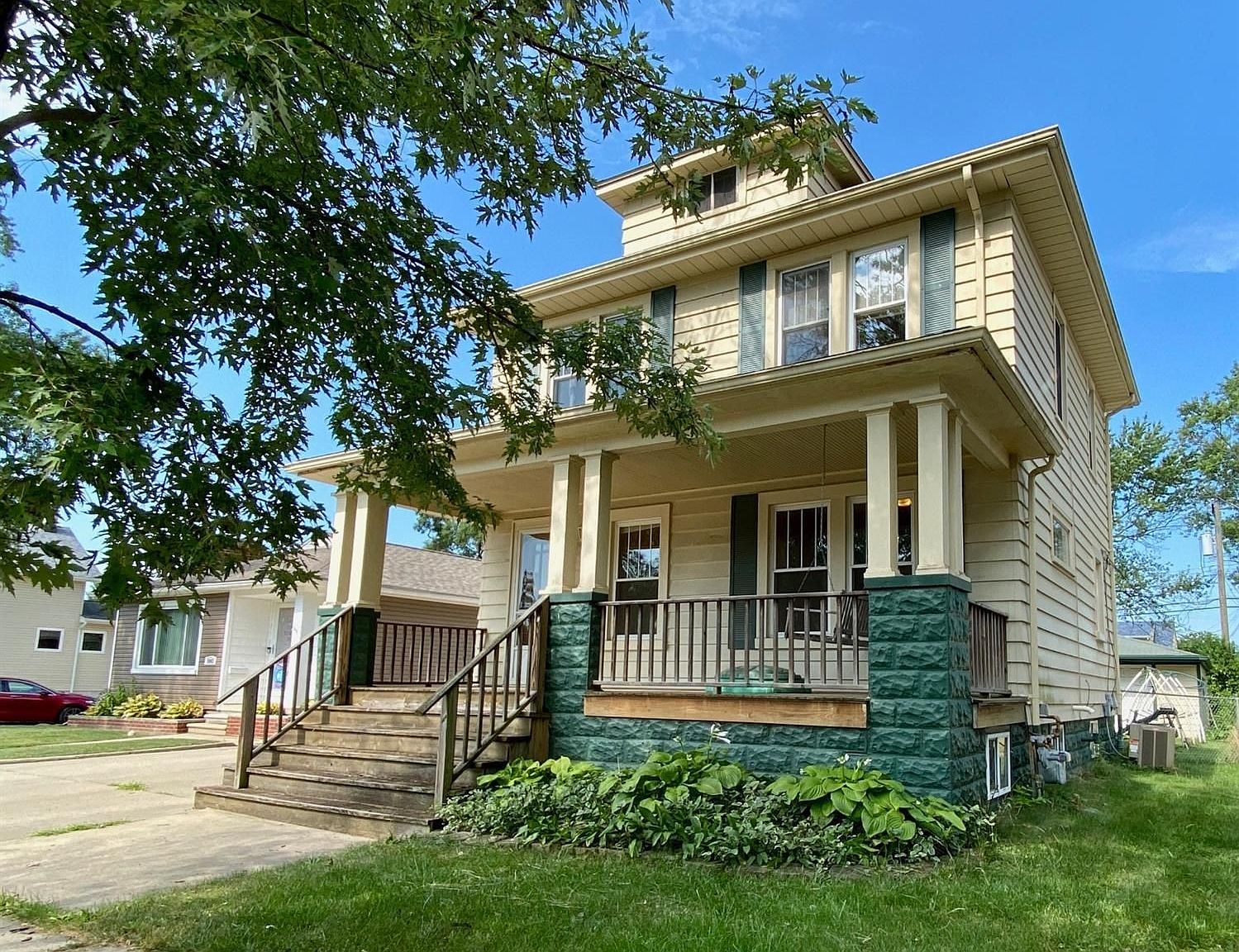 1043 Michigan Ave, Monroe, MI 48162 Zillow