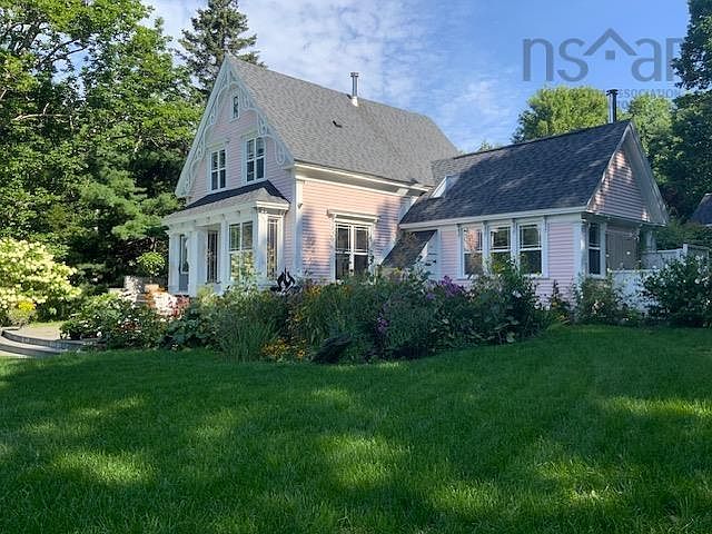 1st image of 20 Wilkies Cove Rd