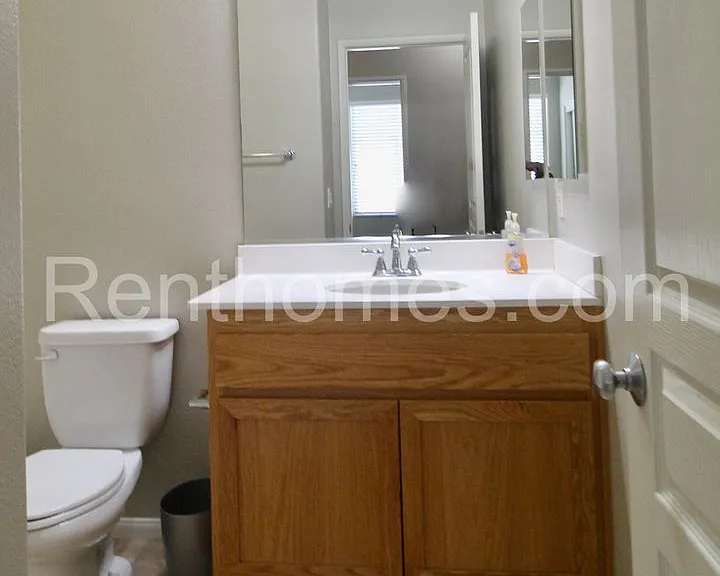 314 Borden Rd — Photo 9
