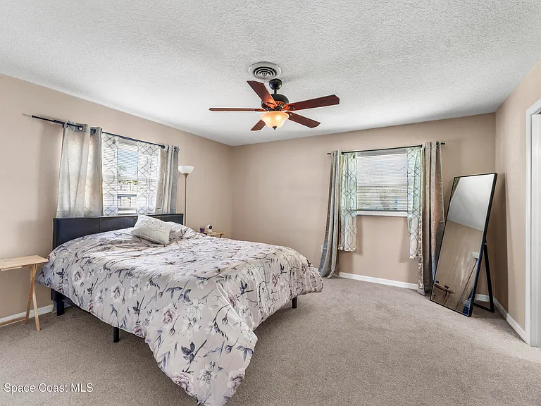 116 Royal Palm Ave — Photo 15