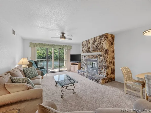 611 Lazy Days Rd APT D1, Osage Beach, MO 65065