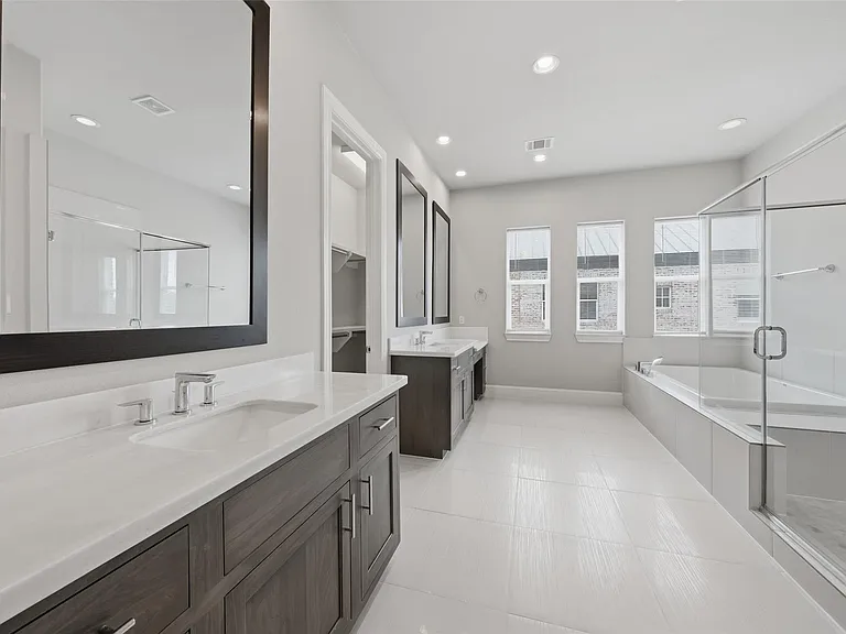 8612 Emnora Ln — Photo 27