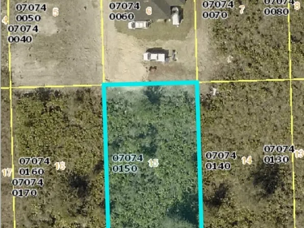 2708 66th St W, Lehigh Acres, FL 33971