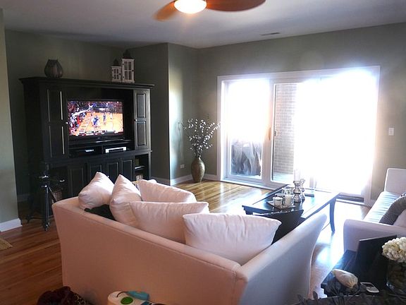 4th image of 5907 W Montrose Ave APT 2E