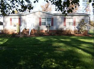 26889 Sunset Dr, Windsor, VA 23487