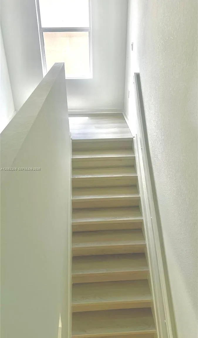 Royal Homes West — Photo 4