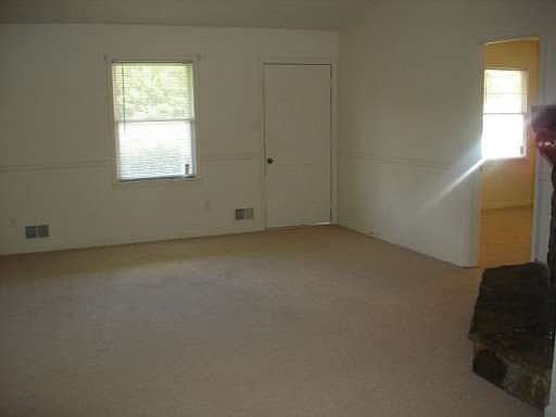 5th image of 1393 Scenic Hwy