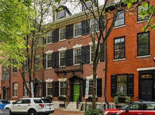 922 Clinton St, Philadelphia, PA 19107