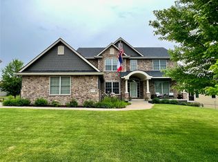 4215 162nd St, Urbandale, IA 50323