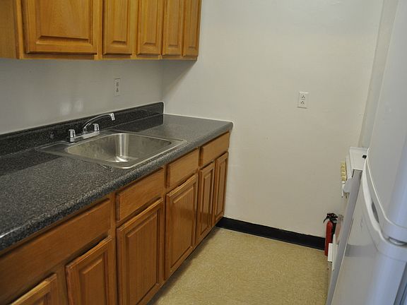 5th image of 1700 Bedford Ave APT 24C
