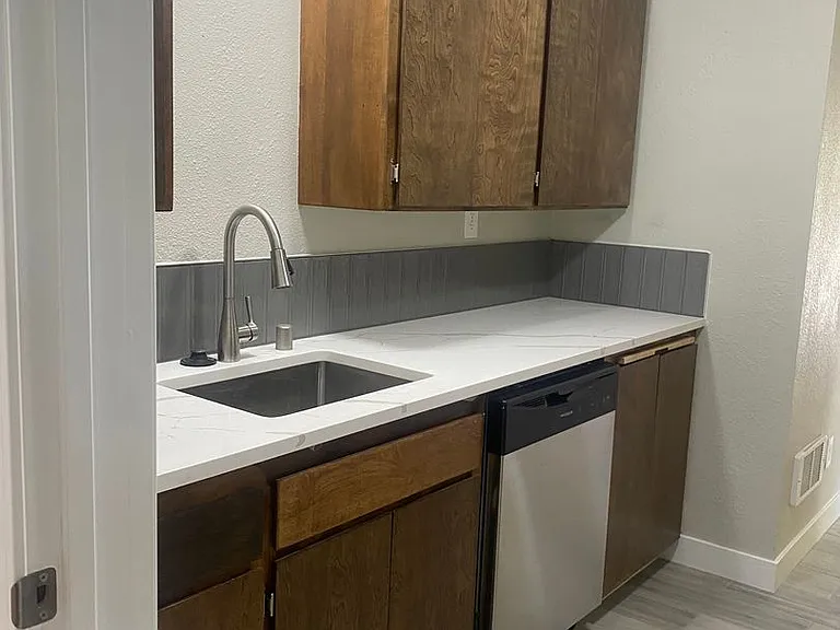 5707 East Dr — Photo 3