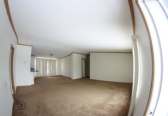2nd image of 504 White Willow Dr