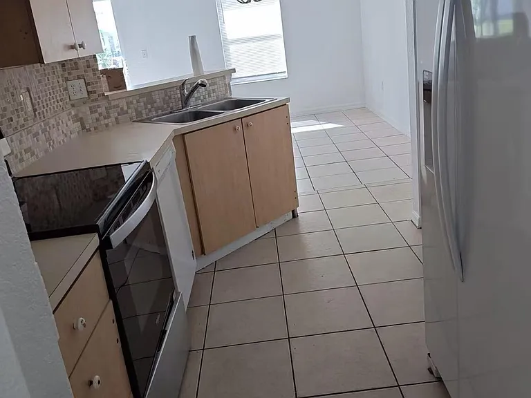 1187 Winding Rose Way — Photo 5
