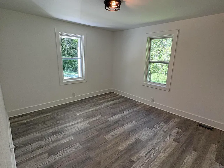 324 Old Beidleman Rd — Photo 6