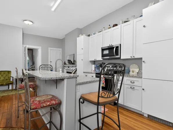 1311 Greenup St, Covington, KY 41011