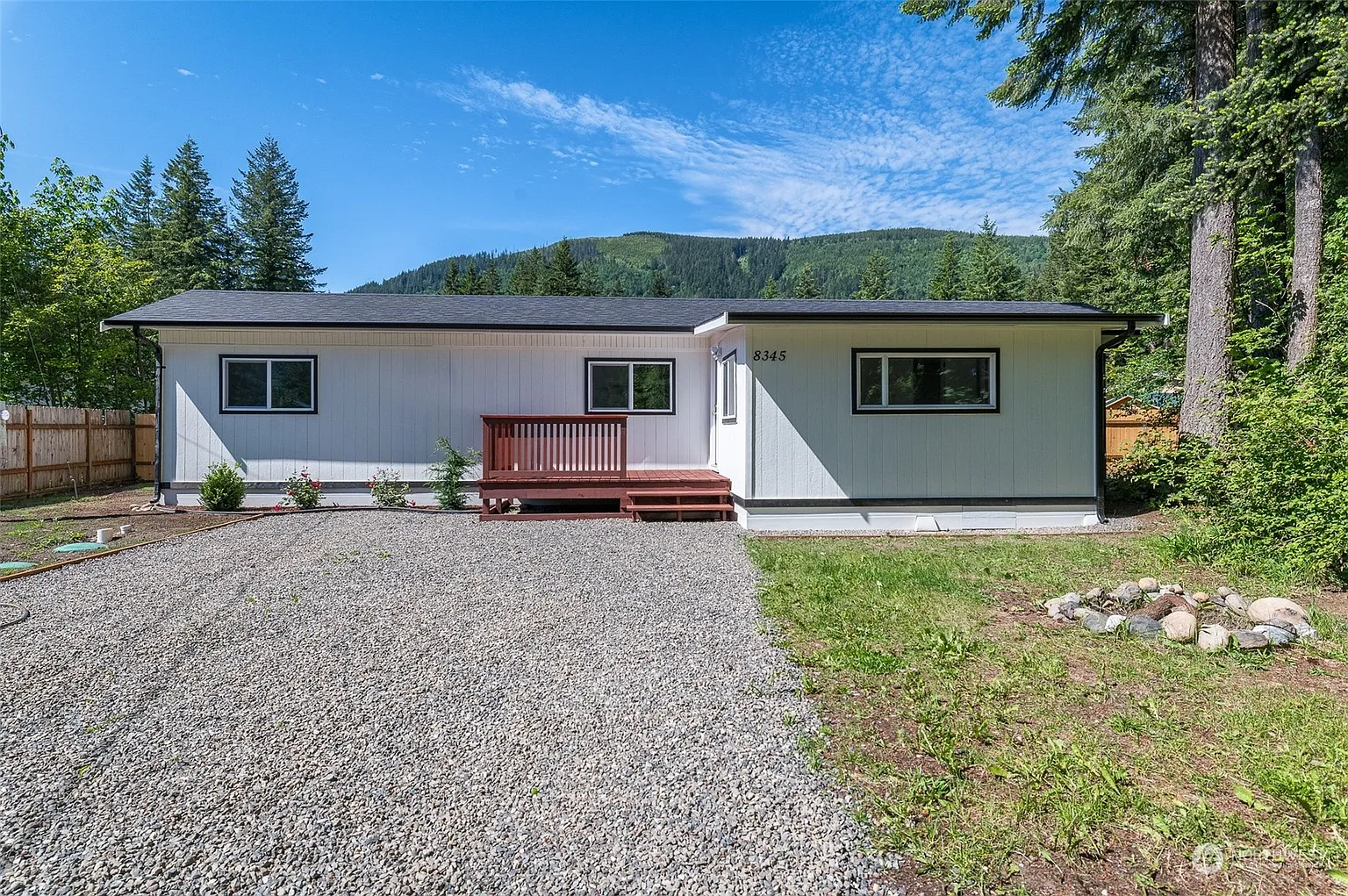 8345 Holly Lane photo 1