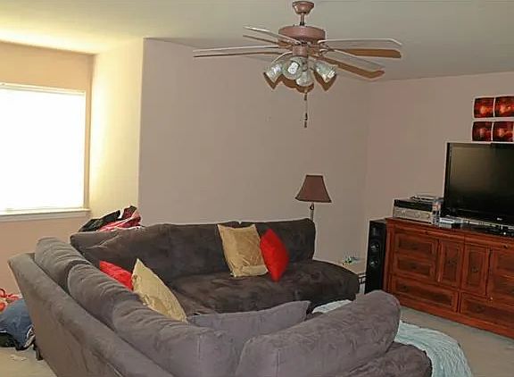 2nd image of 3700 Lindale Dr