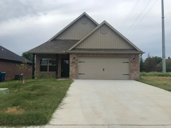 804 SW Cabriolet St, Bentonville, AR 72712