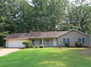 5520 Appleby Ln, Lithonia, GA 30058