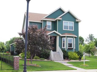 912 Celebration Cir, Sartell, MN 56377