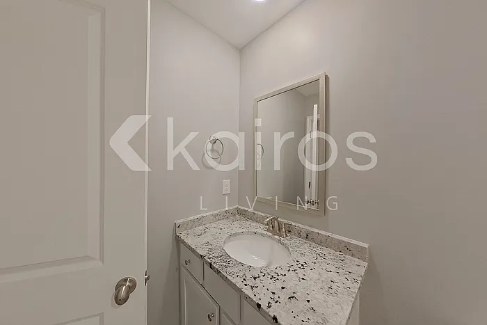 102 Denise Dr — Photo 15