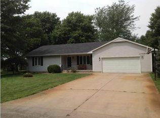 5 Weatherly Ct, Valley Center, KS 67147