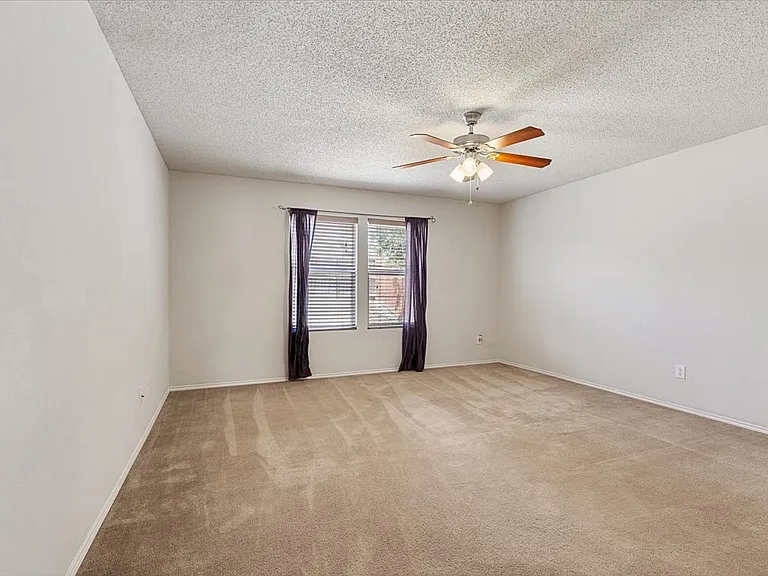9812 George Washington Dr — Photo 14