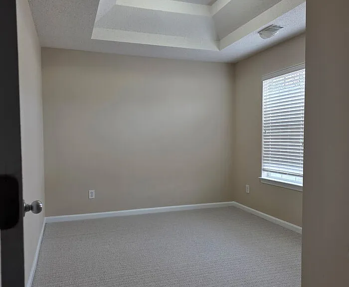 215 Colser Dr — Photo 13