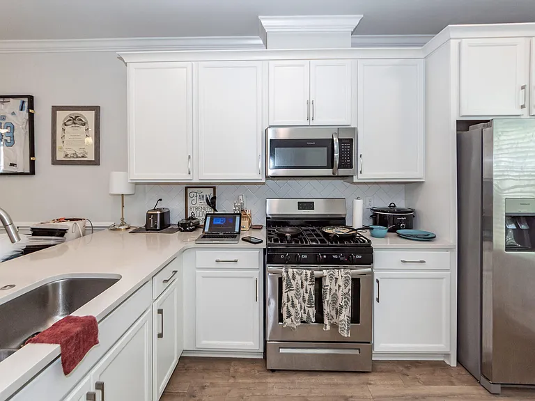 513 Green Fern Dr — Photo 10