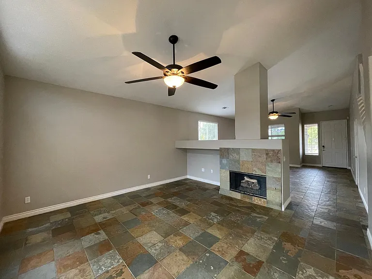 7844 Paseo Tulipero — Photo 3
