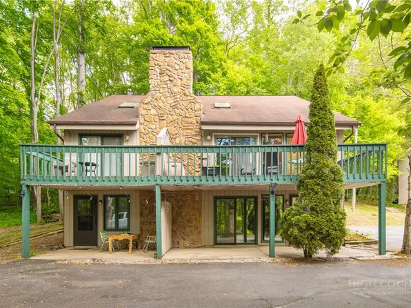 240 South Slope Road #2, Banner Elk, NC 28504