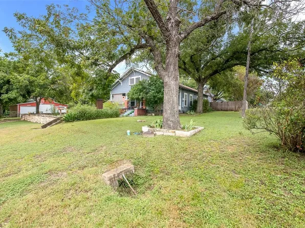 402 S Erath, Meridian, TX 76665