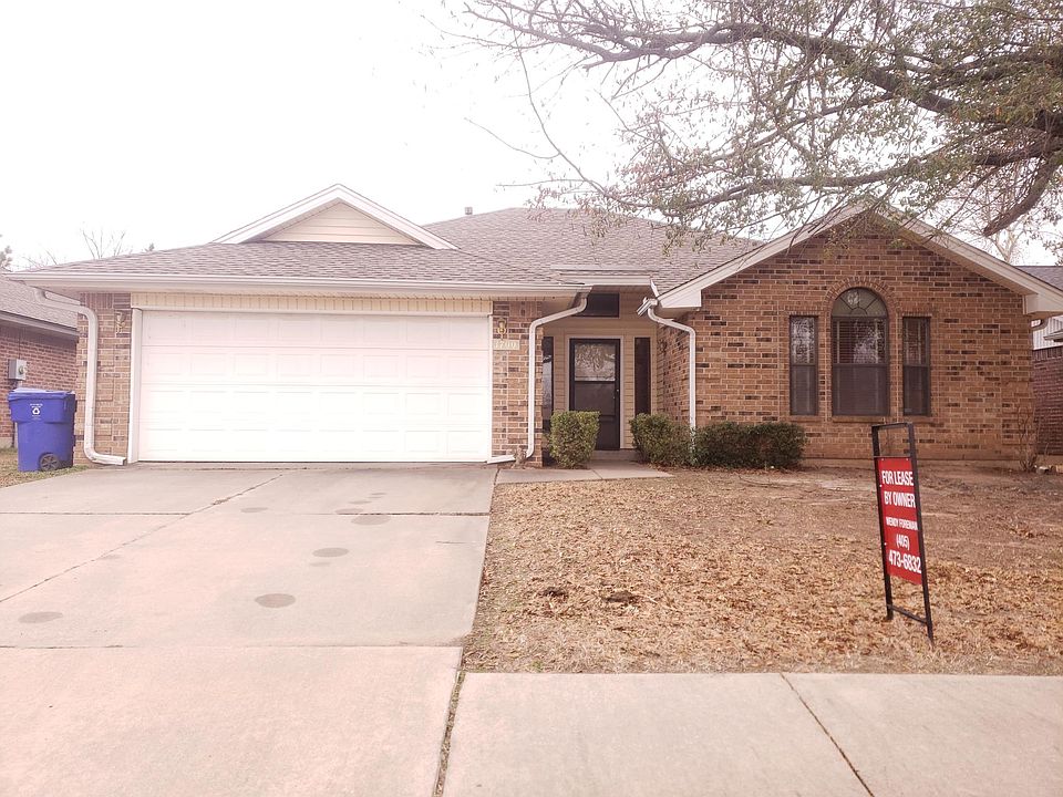 1st image of 1700 Jackson Dr
