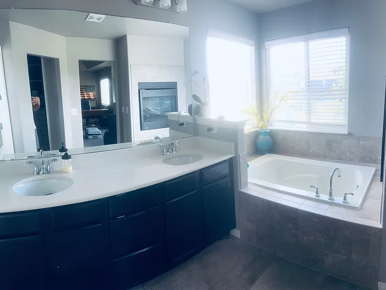 520 Mount Rainier St — Photo 20