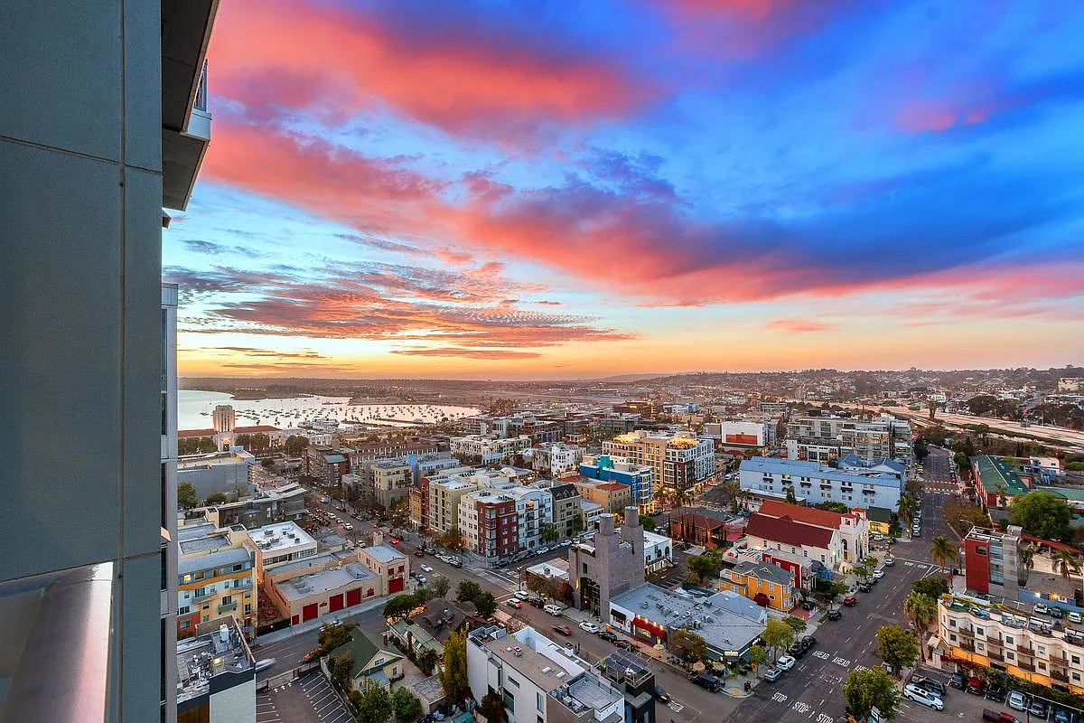 1 bed, 687 sqft, $4,300 — Photo 2