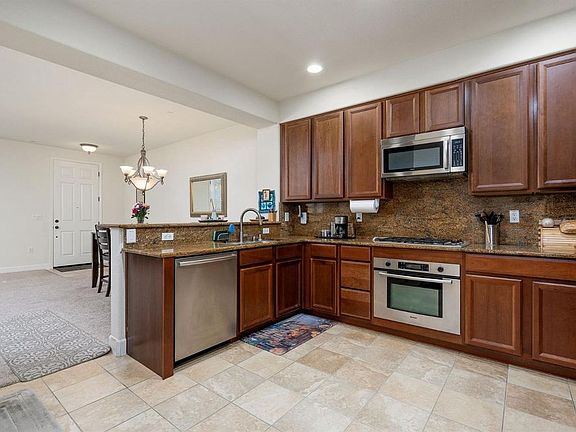 4th image of 421 Anchor Ln APT 104
