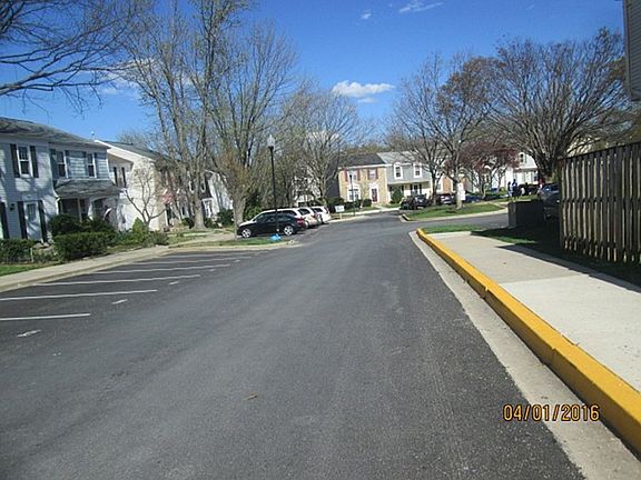 5th image of 38 Maryland Ave Unit 318