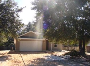 8445 Rynes Cir, Navarre, FL 32566