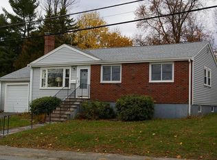 7 Sunflower Rd, Holbrook, MA 02343