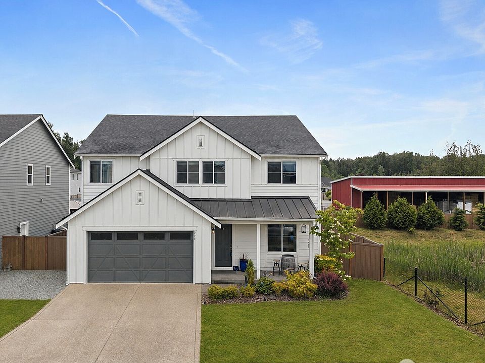 1st image of 956 E Rawson Avenue