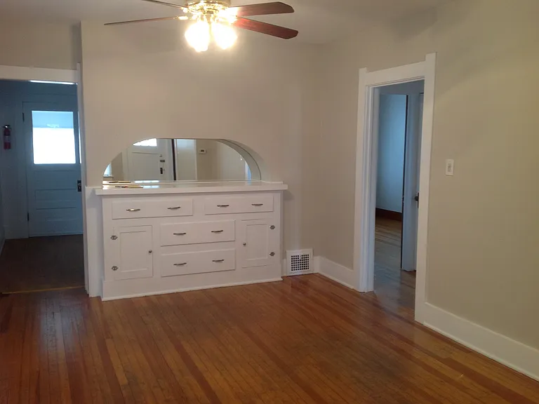 845 S Corona St — Photo 5