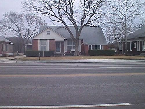 1st image of 1110 E McLennan Ave