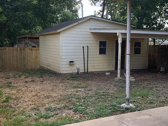 5th image of 3906 Manchester Dr
