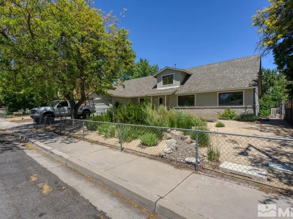 1005 Autumn Hills Dr, Reno, NV 89511