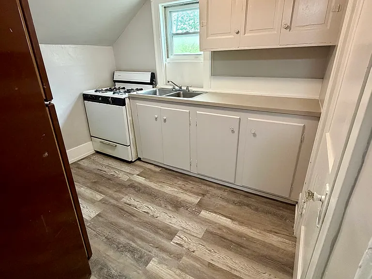 1652 Wisconsin Ave #2 — Photo 12