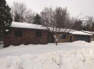 921 Woodland Dr, Rhinelander, WI 54501