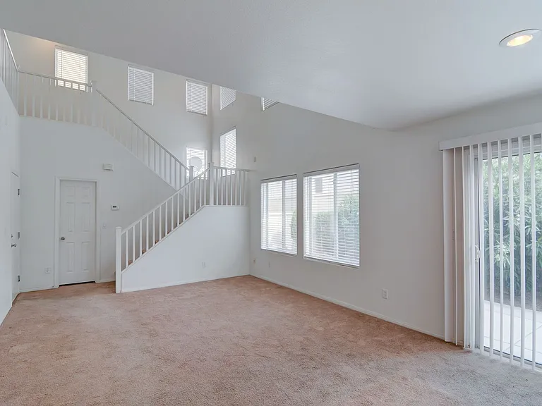 2753 Kona Crest Ave — Photo 3