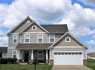 2751 Cheyenne Wells Dr, Shiloh, IL 62221